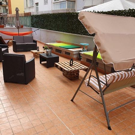 @Home Napoli Экстерьер фото