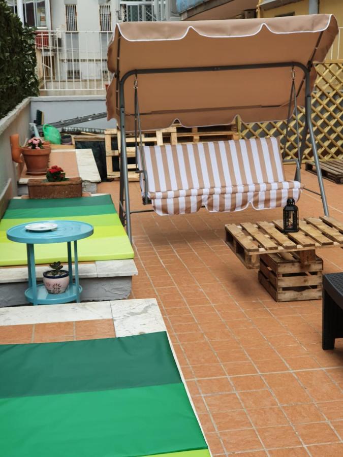 @Home Napoli Экстерьер фото