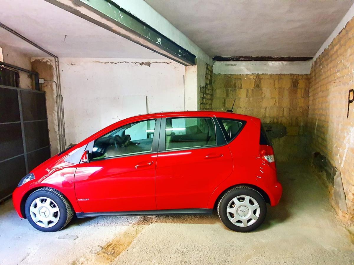 @Home Napoli Экстерьер фото